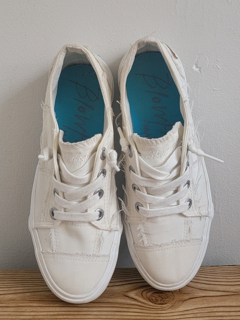 Blowfish Off-White Canvas Lace-Up Sneakers with Blue Insole